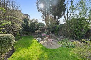 Photo 8- click for photo gallery